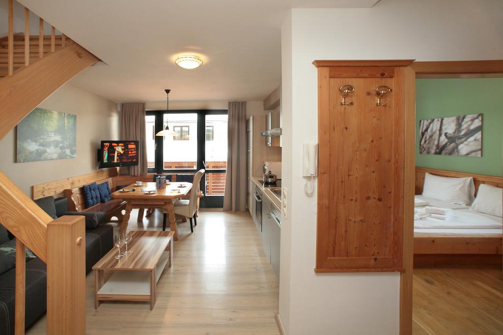 Der Wildbachhof - Contactless Check In Apartamento Zell am See Exterior foto